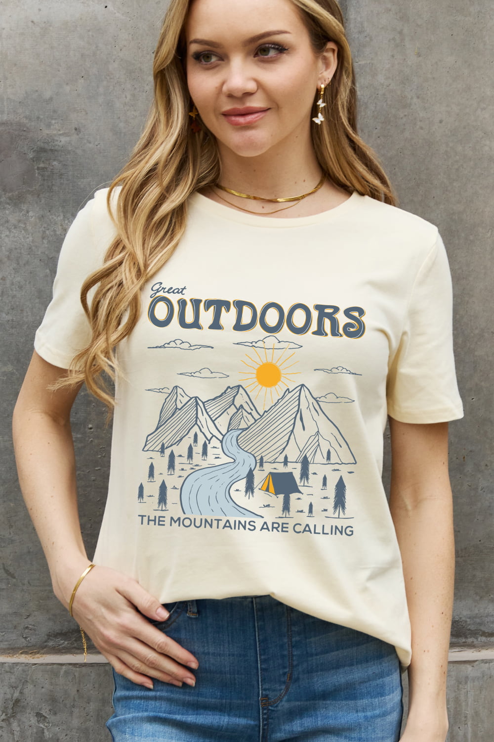 Simply Love Full Size GREAT OUTDOORS Graphic Cotton Tee